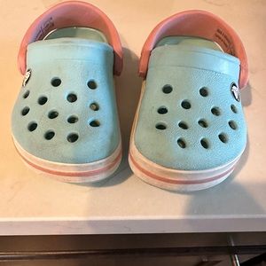 Crocs size: C4